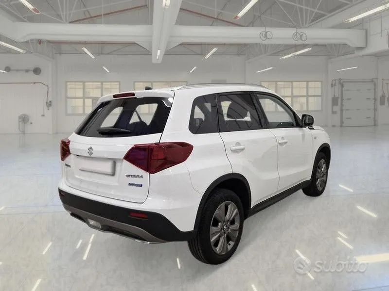 Suzuki Vitara 2023 photo 4