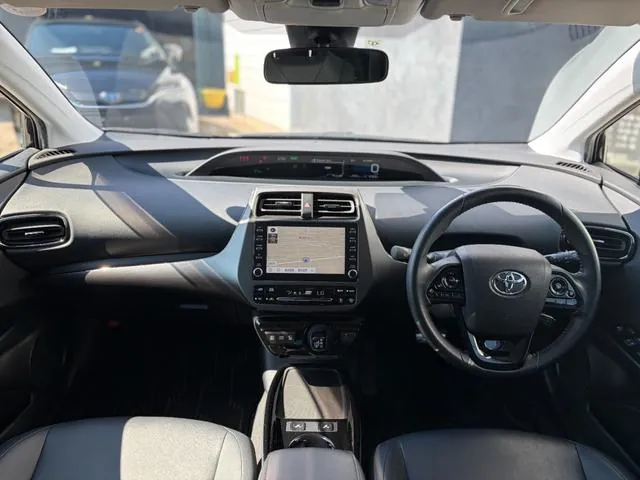 Toyota Prius 2021 photo 3