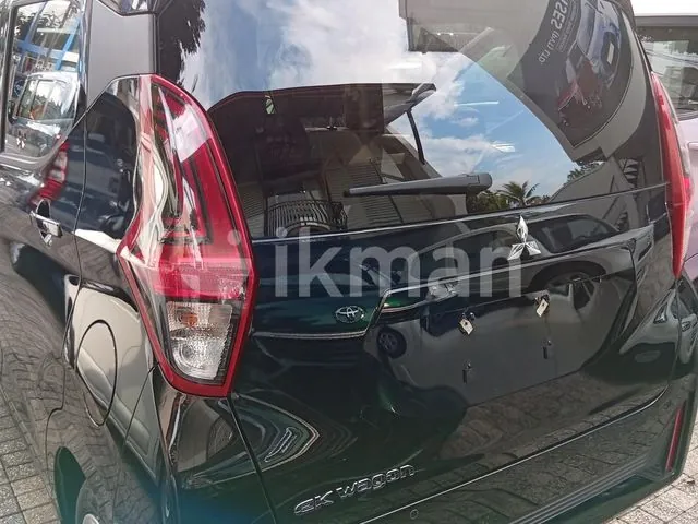 Mitsubishi Ek Wagon 2024 photo 5