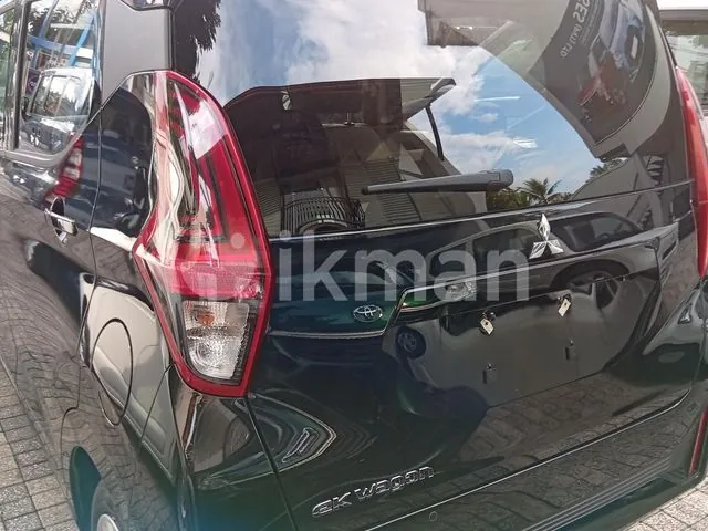Mitsubishi Ek Wagon 2024 photo 4