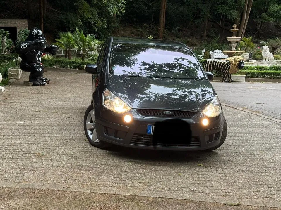 Ford S-Max