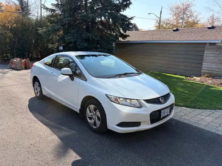 Honda Civic 2013 photo 3
