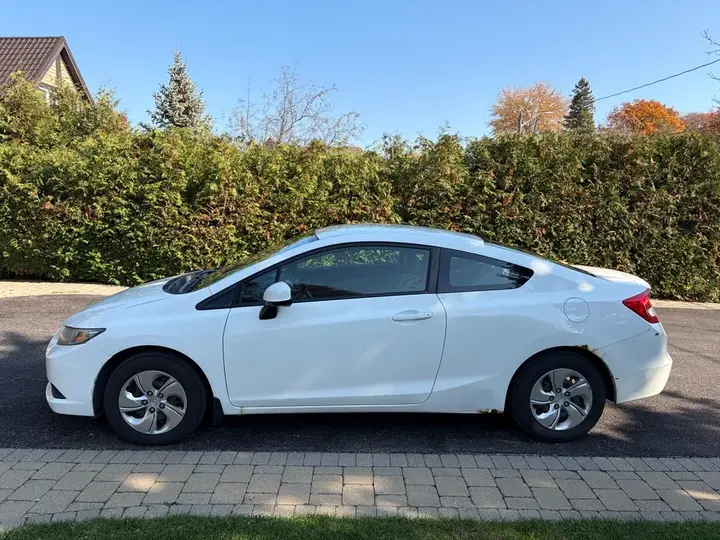 Honda Civic 2013 photo 4