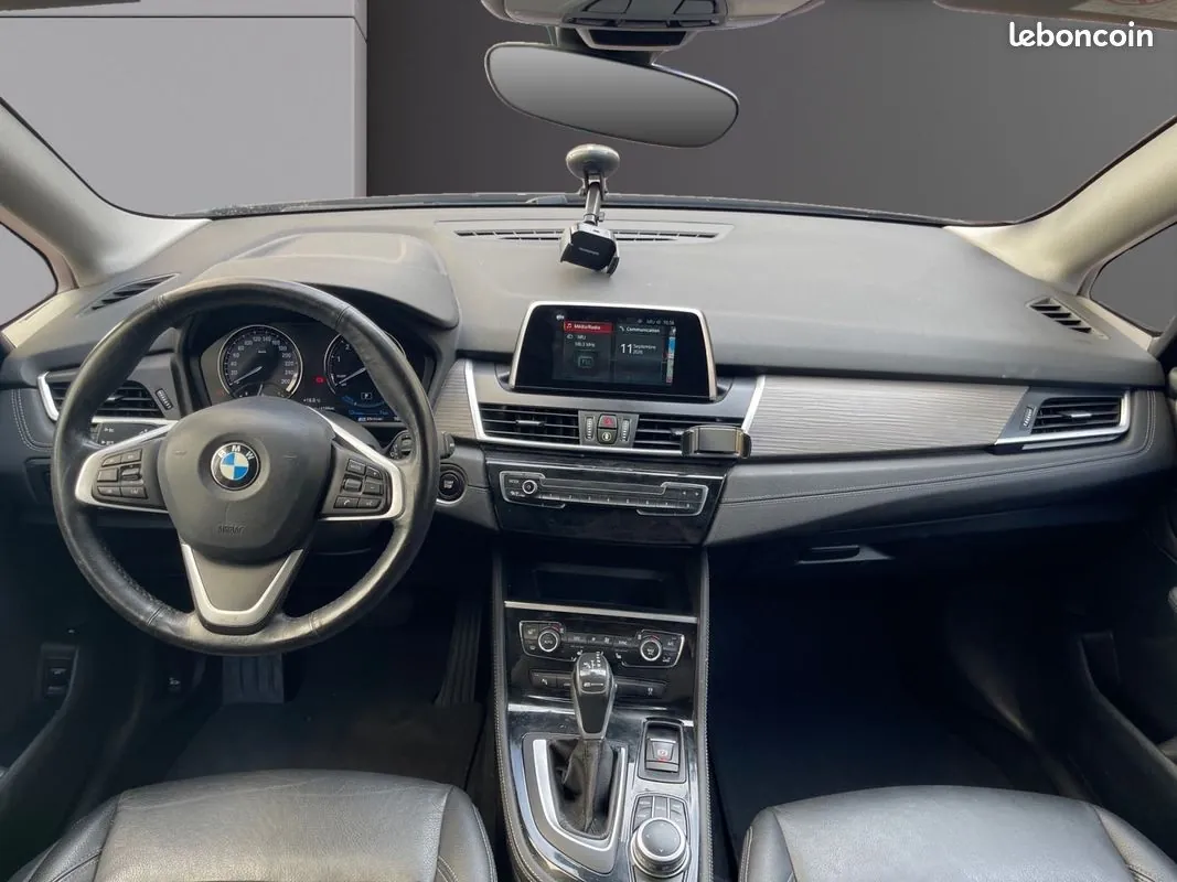 BMW 2 Series 2019 photo 2
