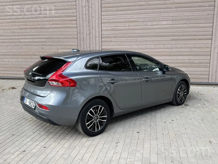 Volvo V40 2017 photo 5