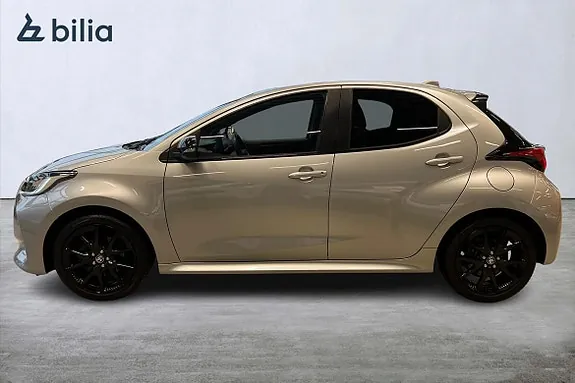 Toyota Yaris 2023 photo 3