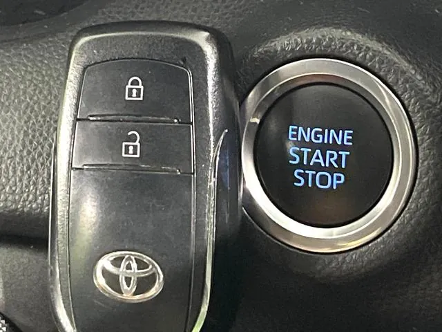 Toyota Yaris 2023 photo 5