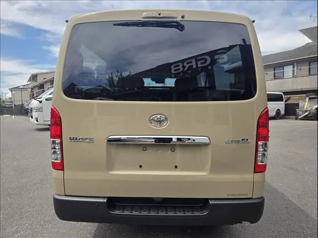 Toyota Hiace 2026 photo 3