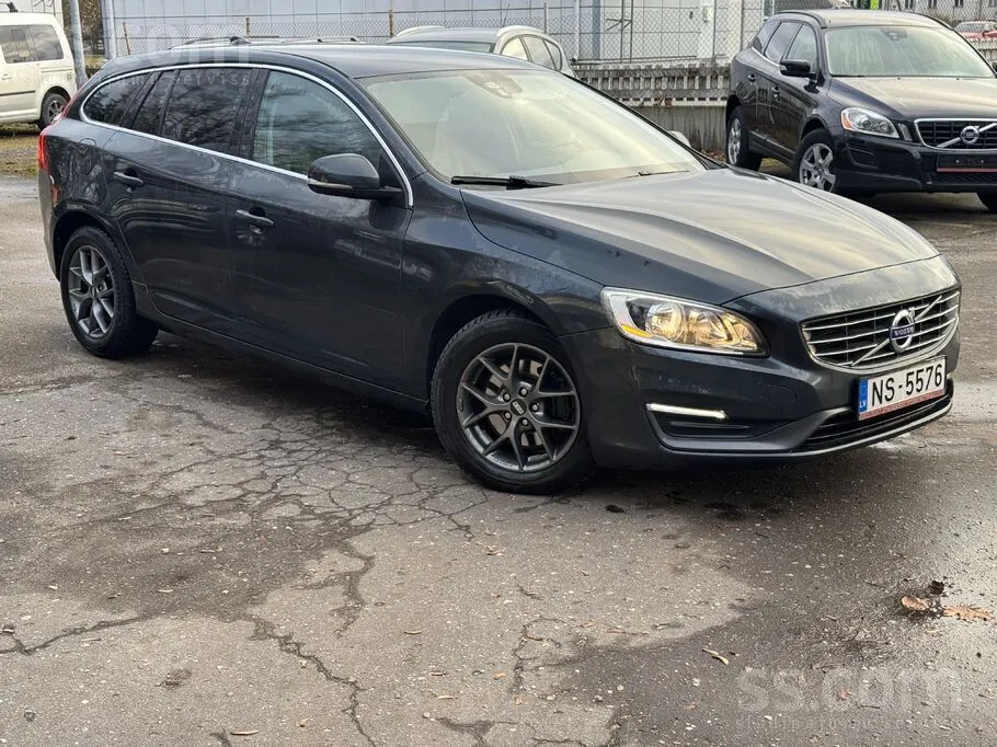 Volvo V60 2014 photo 4
