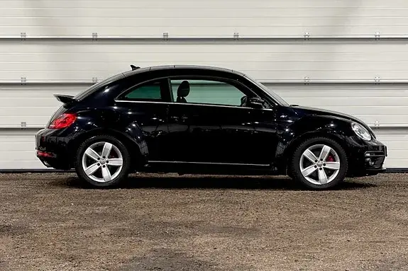 Volkswagen Beetle 2016 photo 2