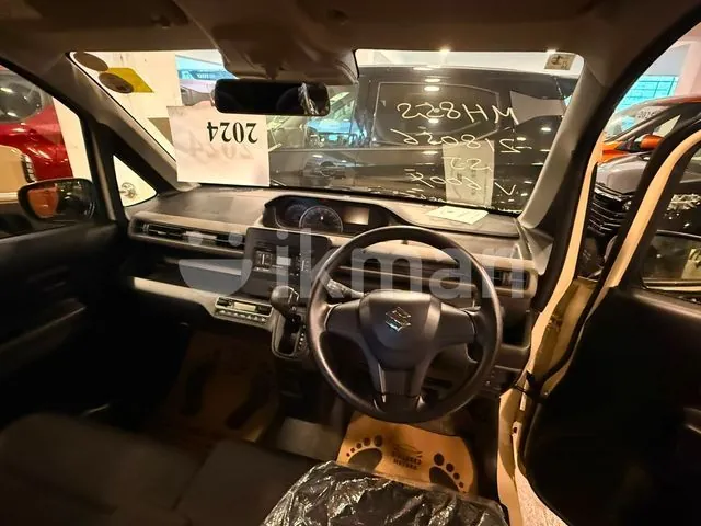 Suzuki Wagon R Fx 2024 photo 2