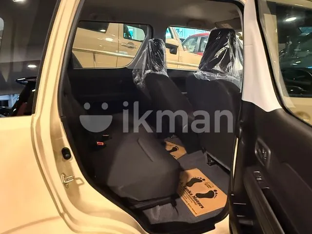 Suzuki Wagon R Fx 2024 photo 3