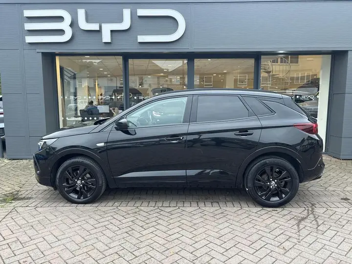 Vauxhall Grandland 2022 photo 4