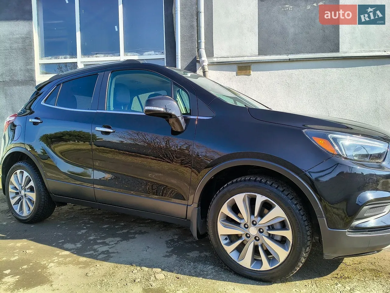 Buick Encore 2019 photo 2