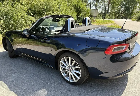 Fiat 124 Spider 2018 photo 2