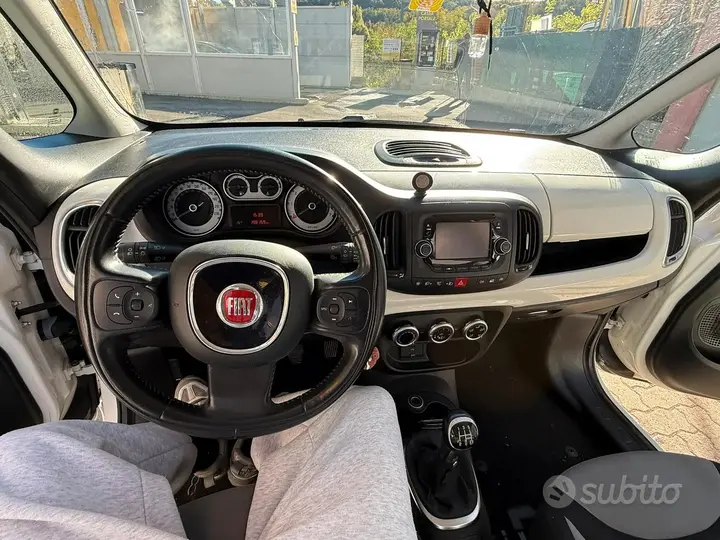 Fiat 500L 2015 photo 4