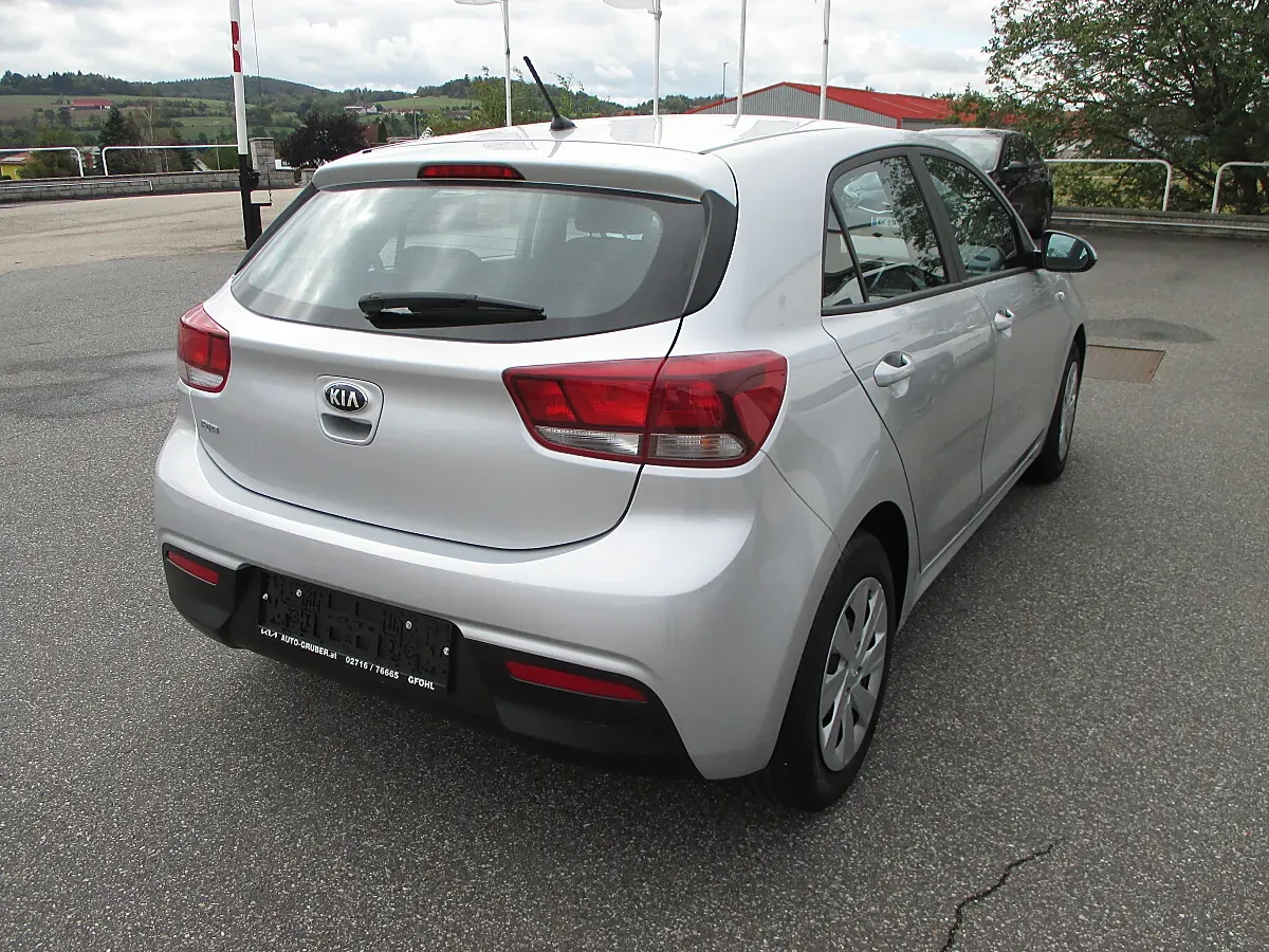 Kia Rio 2019 photo 3