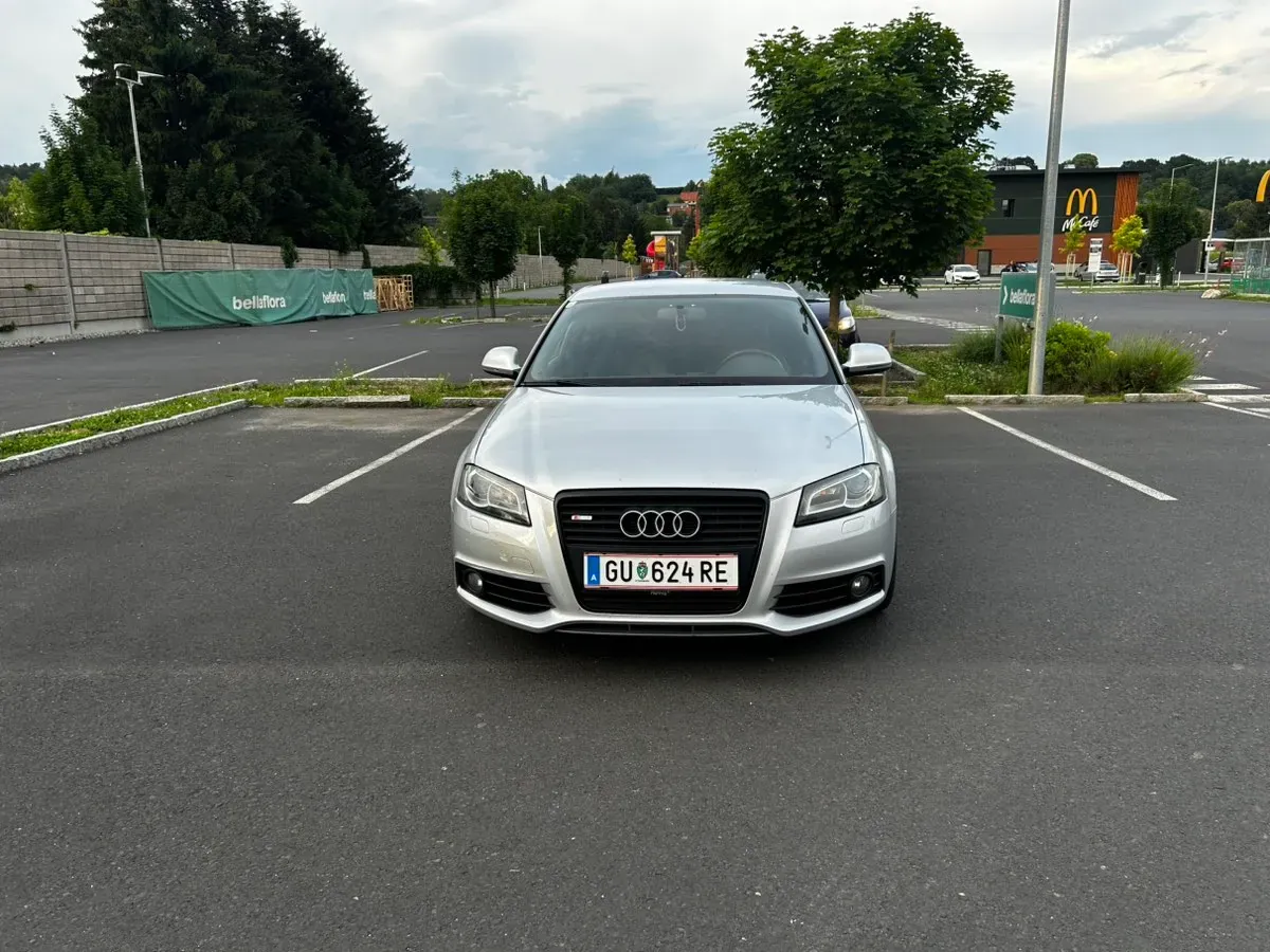Audi A3 2009 photo 2