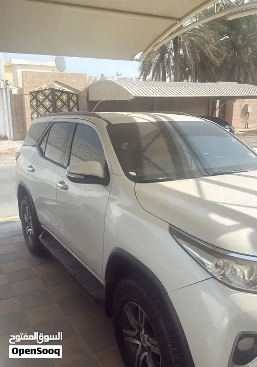 Toyota Fortuner 2017 photo 3