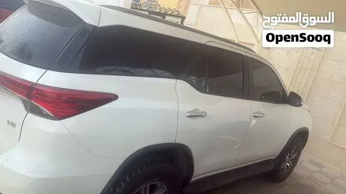 Toyota Fortuner 2017 photo 4