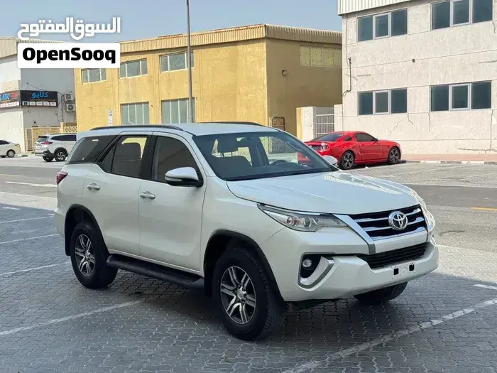 Toyota Fortuner 2017 photo 5