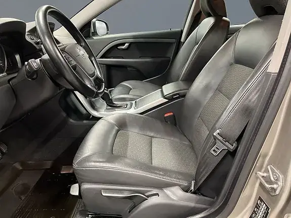Volvo V70 2014 photo 5