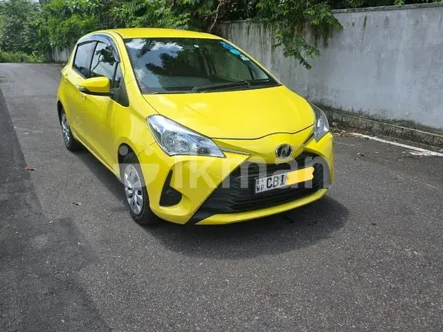 Toyota Vitz 2017 photo 4