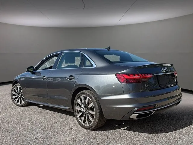 Audi A4 2023 photo 5