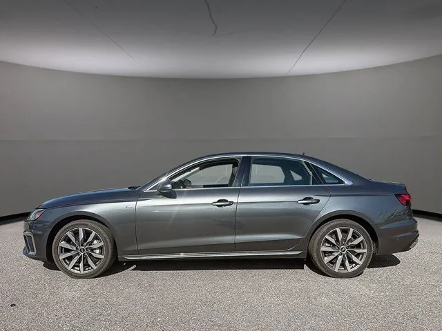 Audi A4 2023 photo 4