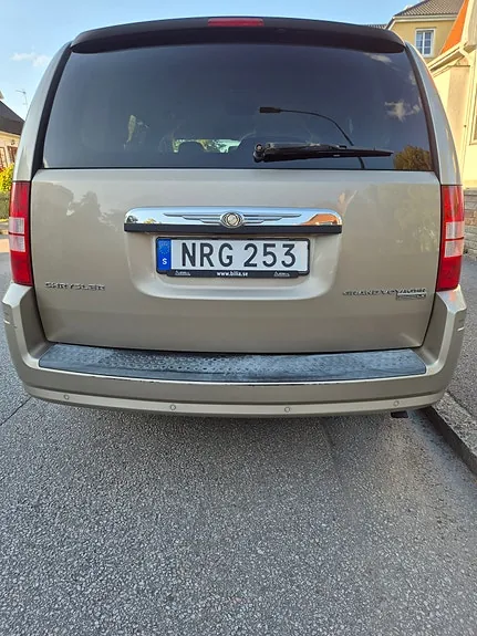 Chrysler Grand Voyager 2009 photo 2