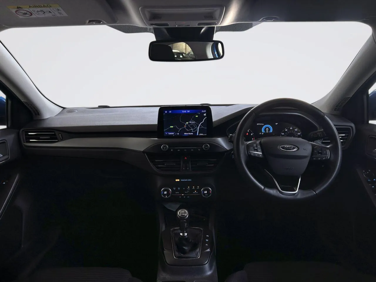 Ford Focus 2022 photo 2
