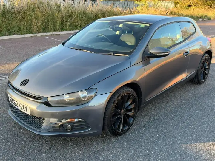 Volkswagen Scirocco 2010 photo 3