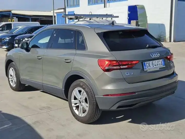 Audi Q3 2022 photo 4