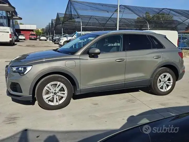Audi Q3 2022 photo 3