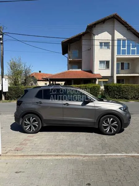 Volkswagen T-Cross 2021 photo 2