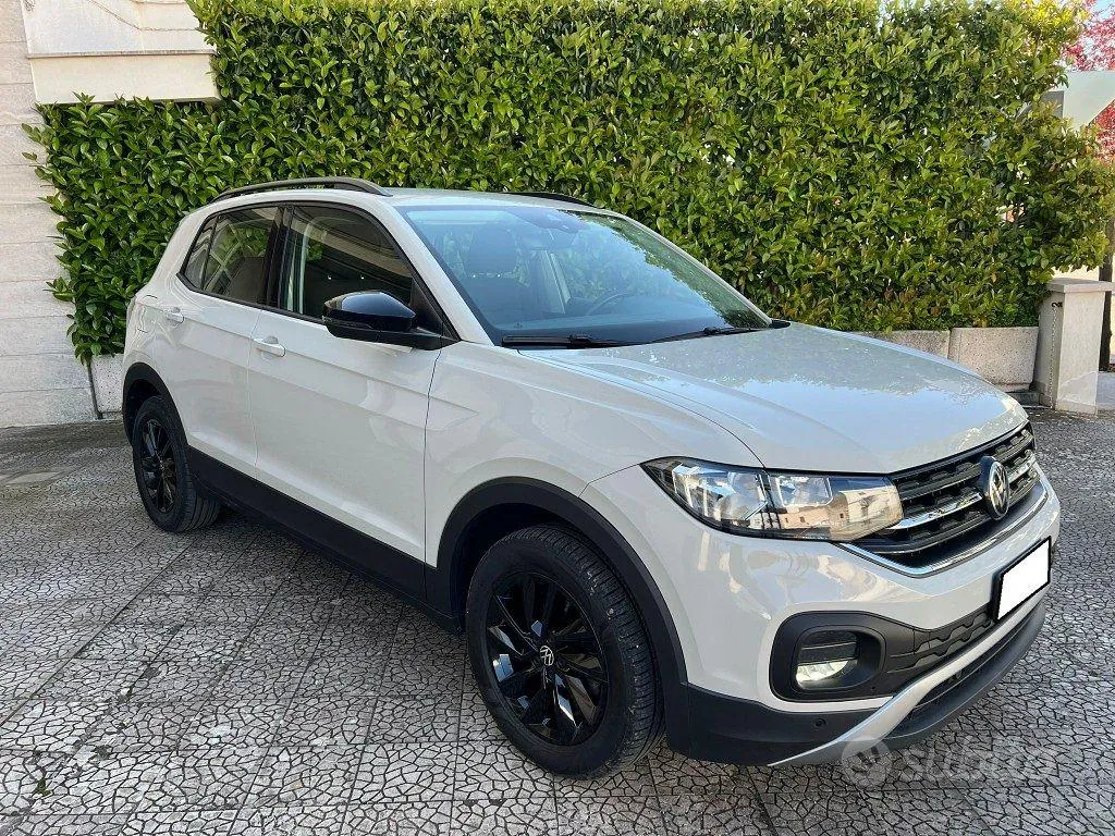 Volkswagen T-Cross 2023 photo 2