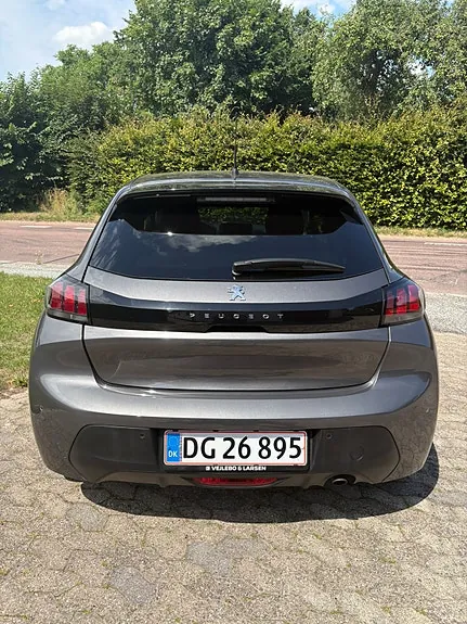 Peugeot 208 2022 photo 4