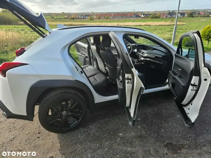 Lexus Ux 2022 photo 5