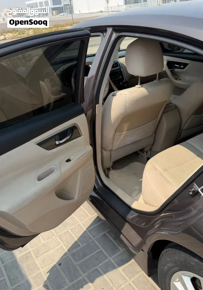 Nissan Altima 2014 photo 2