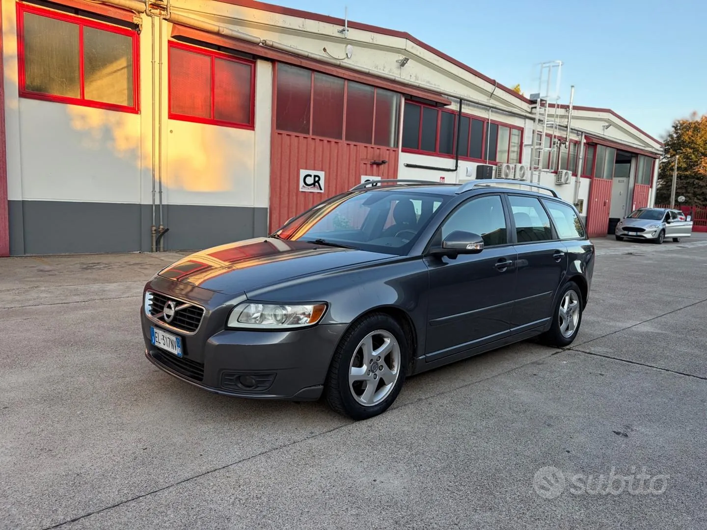 Volvo V50