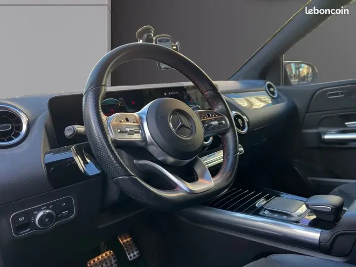 Mercedes-Benz B-Class 2020 photo 2