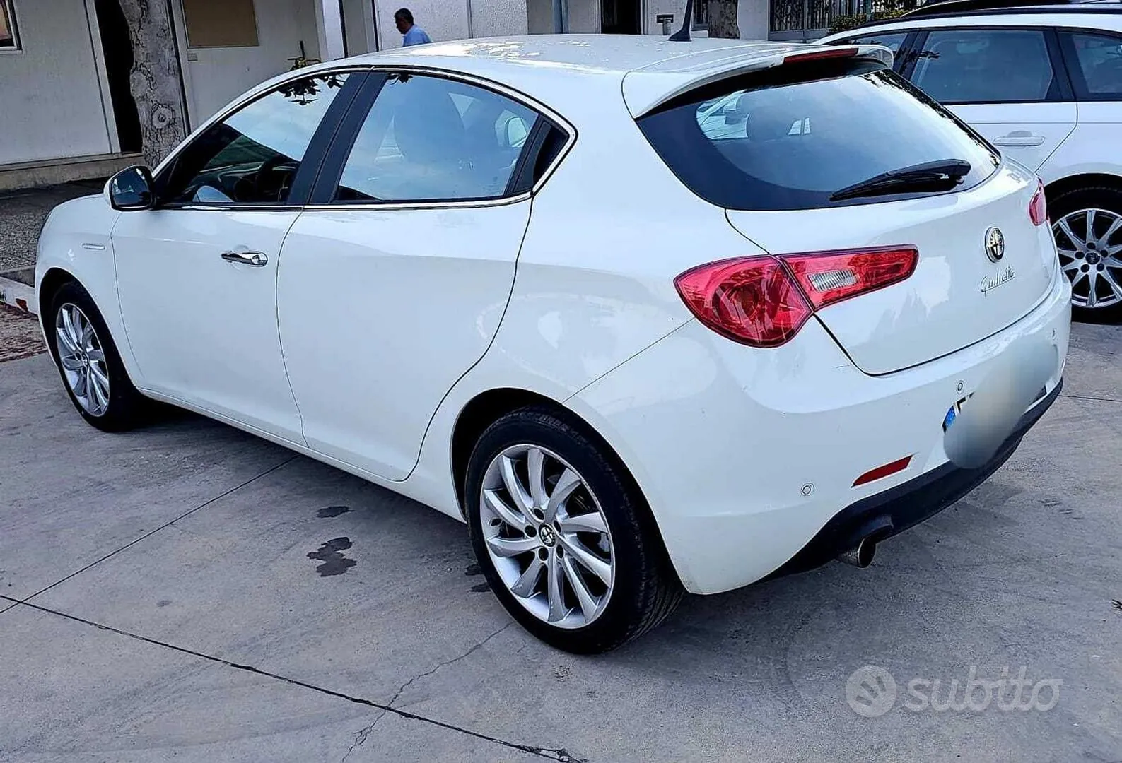 Alfa Romeo Giulietta 2016 photo 2
