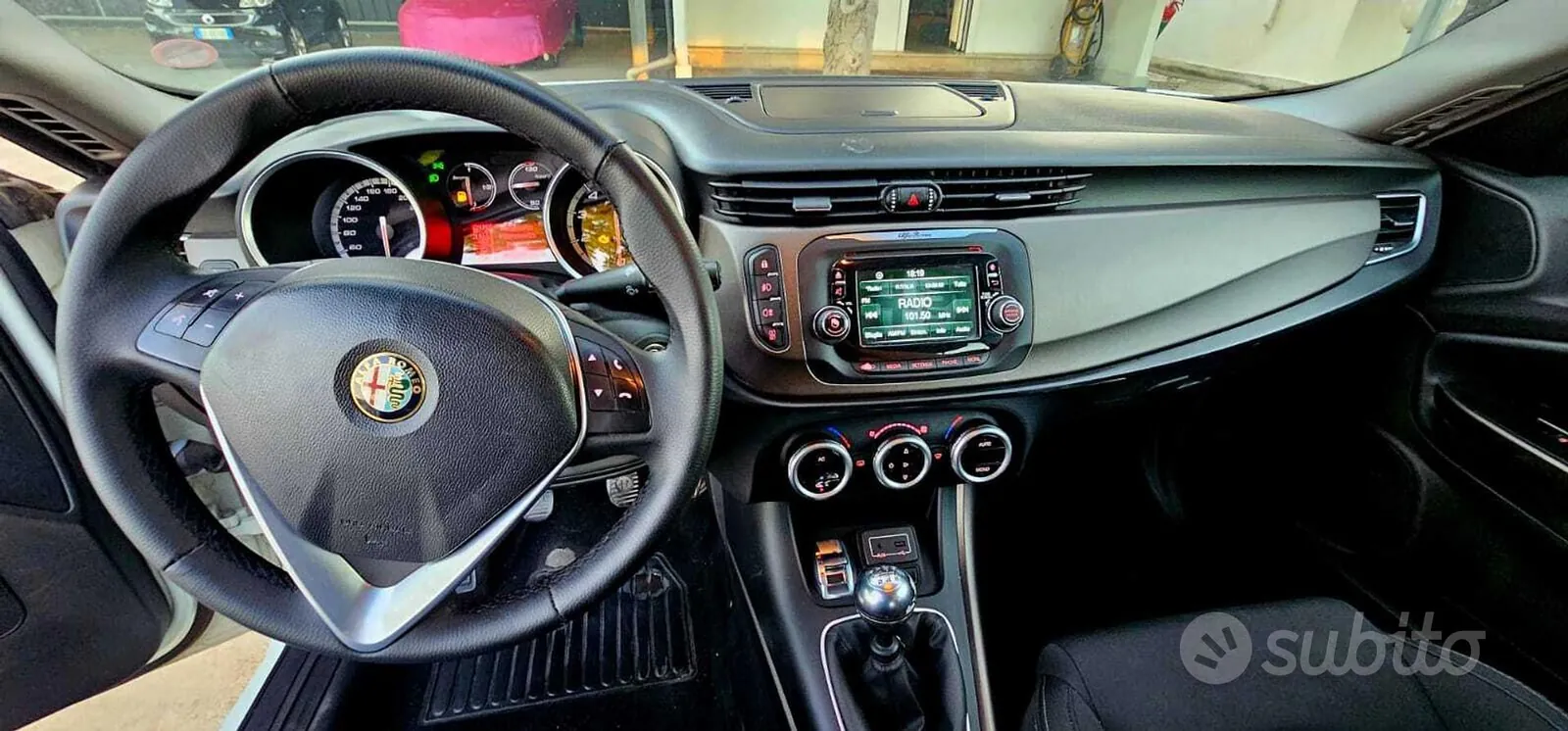Alfa Romeo Giulietta 2016 photo 3