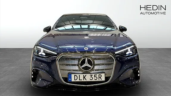 Mercedes-Benz C400 2027 photo 2
