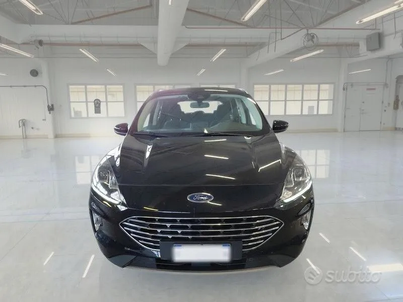 Ford Kuga 2021 photo 2
