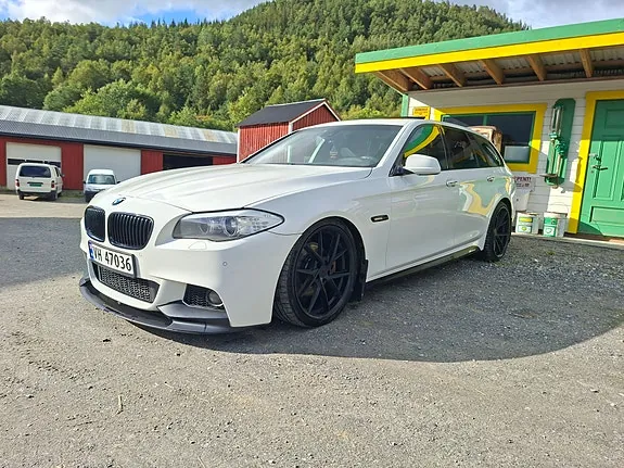 BMW 520D 2012 photo 2