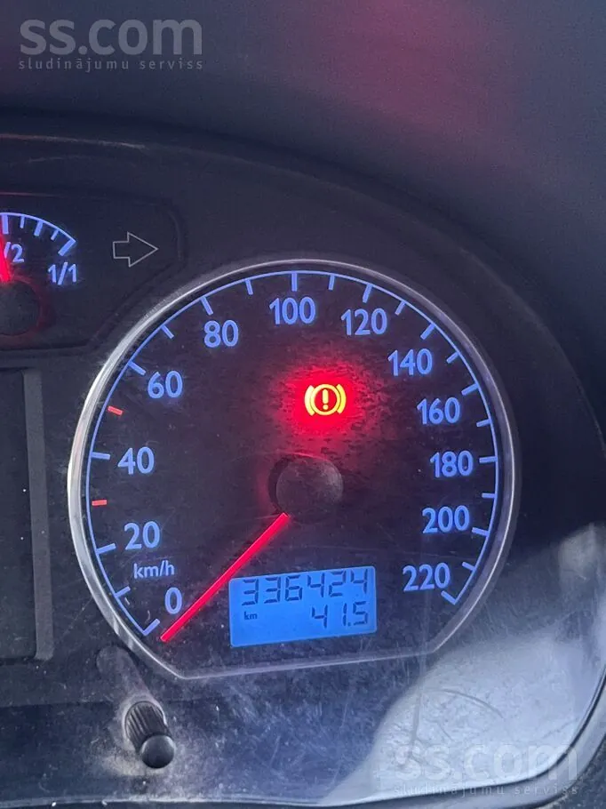 Volkswagen Polo 2002 photo 4