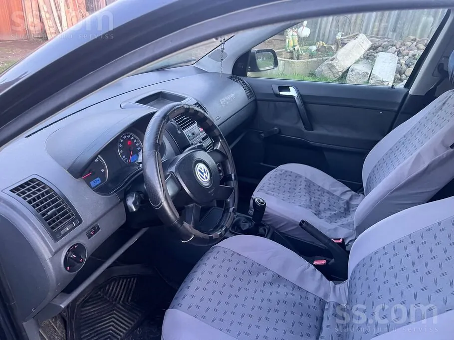 Volkswagen Polo 2002 photo 5