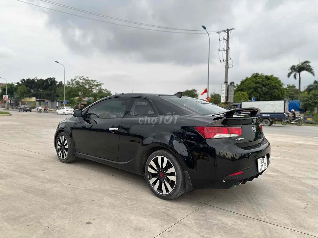 Kia Cerato Koup 2010 photo 4