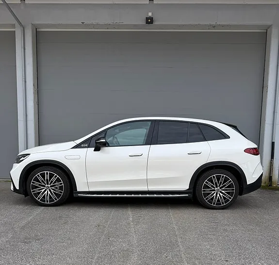 Mercedes-Benz Eqe350